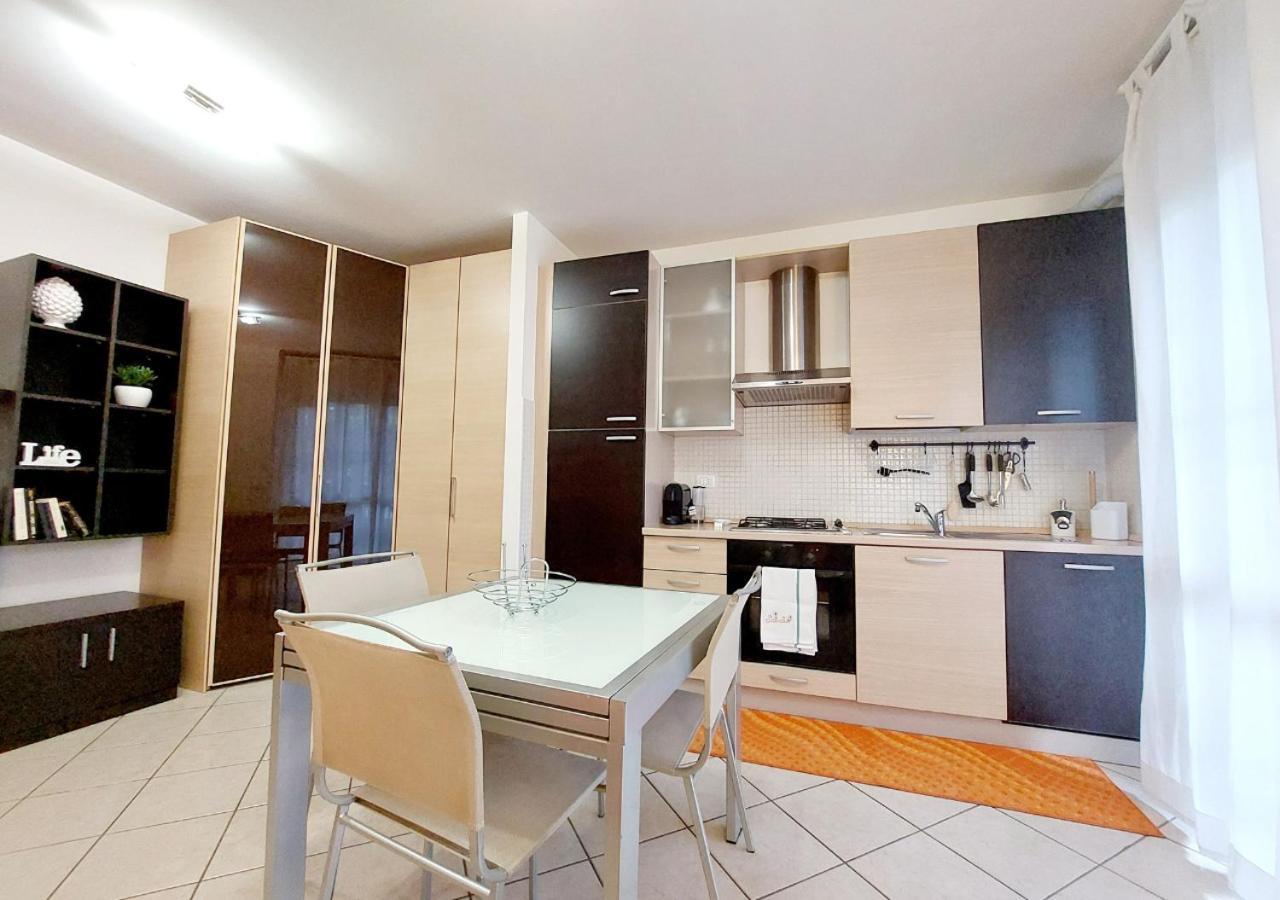 Apartamento Monolocale-7 Minuti Da Bergamo, 10 Minuti Milan Bergamo Airport Gorle Exterior foto